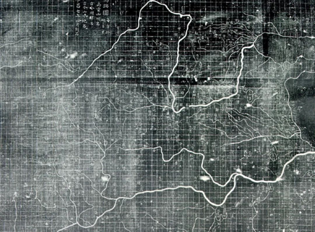 游走在制圖學(xué)與山水畫之間的中國(guó)傳統(tǒng)地圖