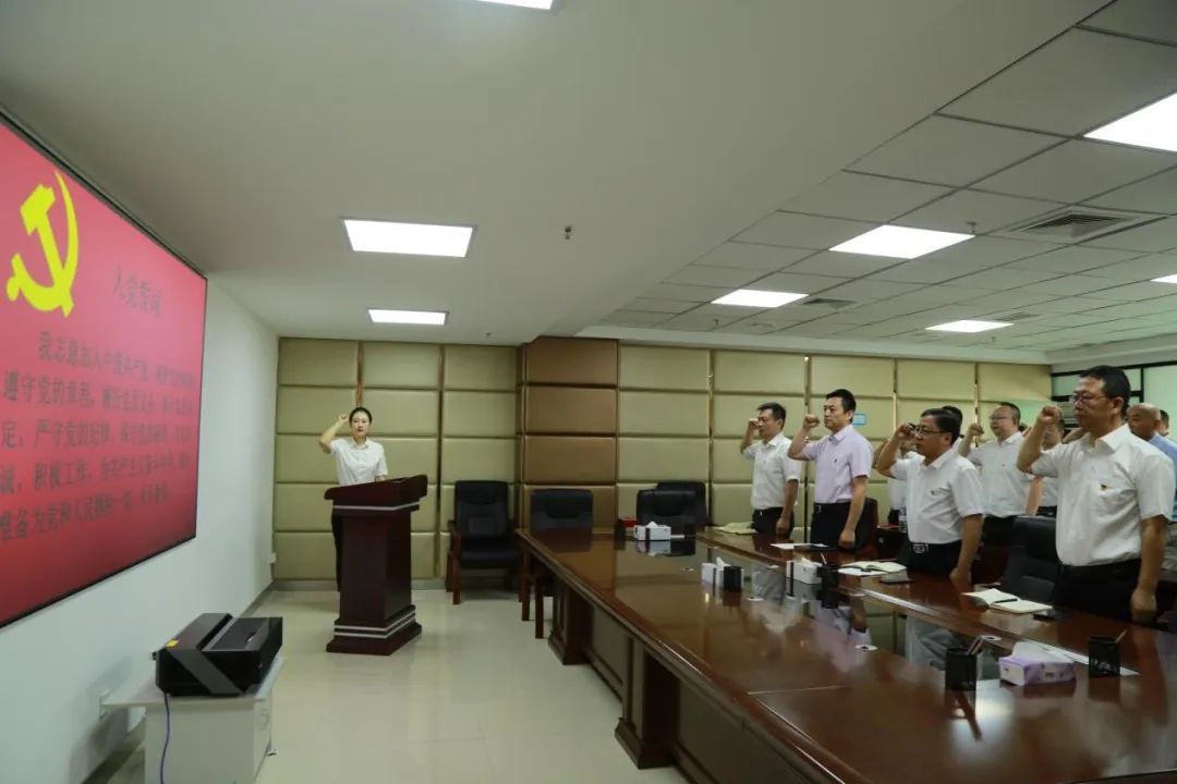 新疆維吾爾自治區(qū)測繪地理信息學(xué)會黨支部與會員單位聯(lián)合開展主題黨日系列活動